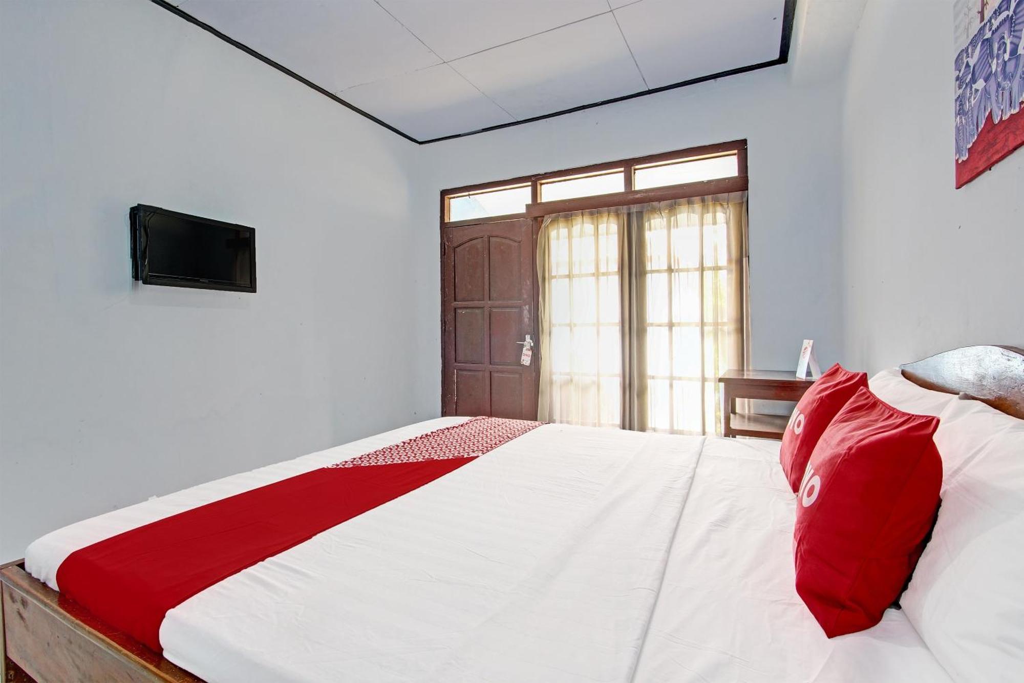 Capital O 91644 Loka Hause Hotel ซาลาตีกา ภายนอก รูปภาพ