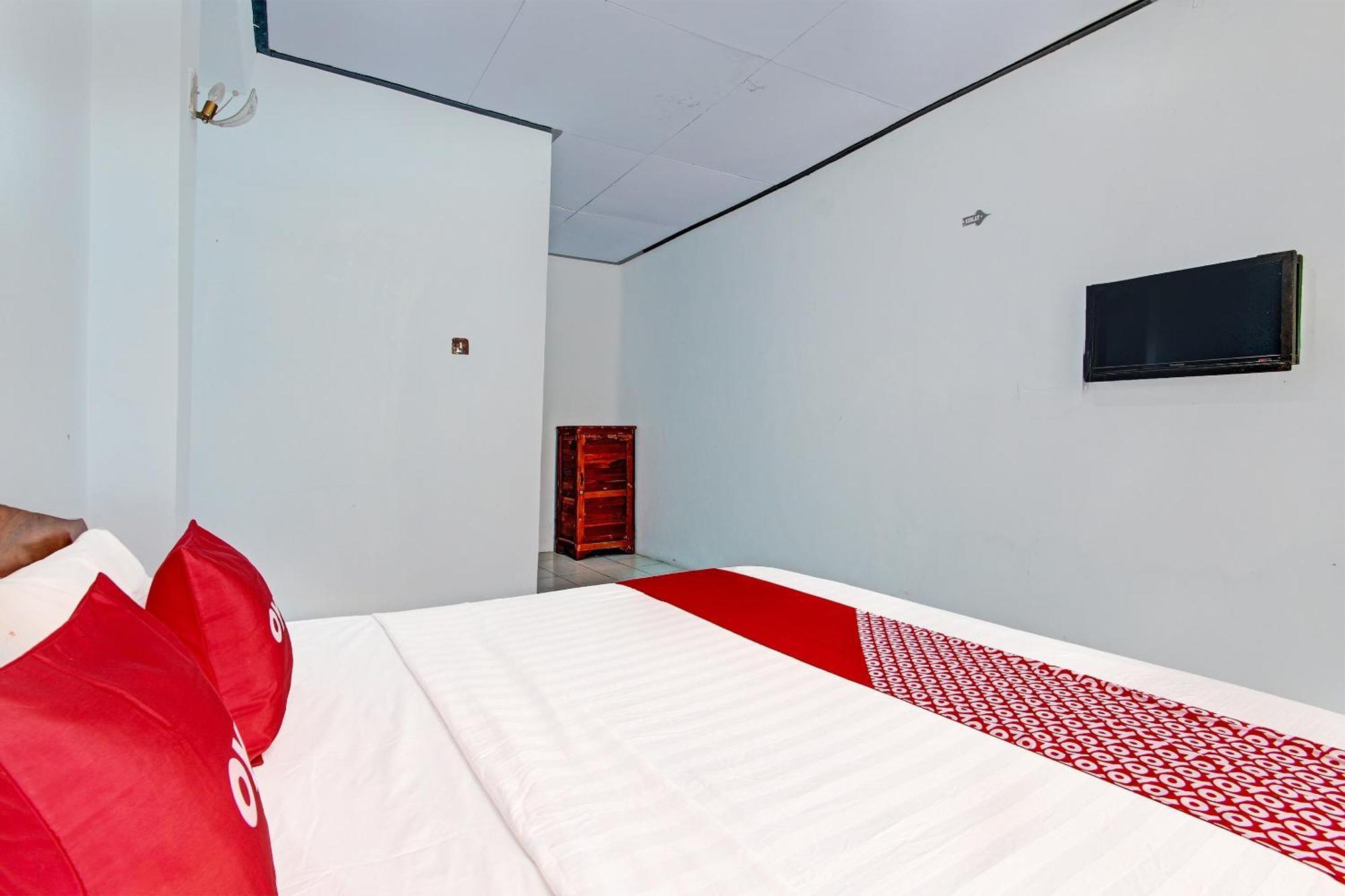 Capital O 91644 Loka Hause Hotel ซาลาตีกา ภายนอก รูปภาพ