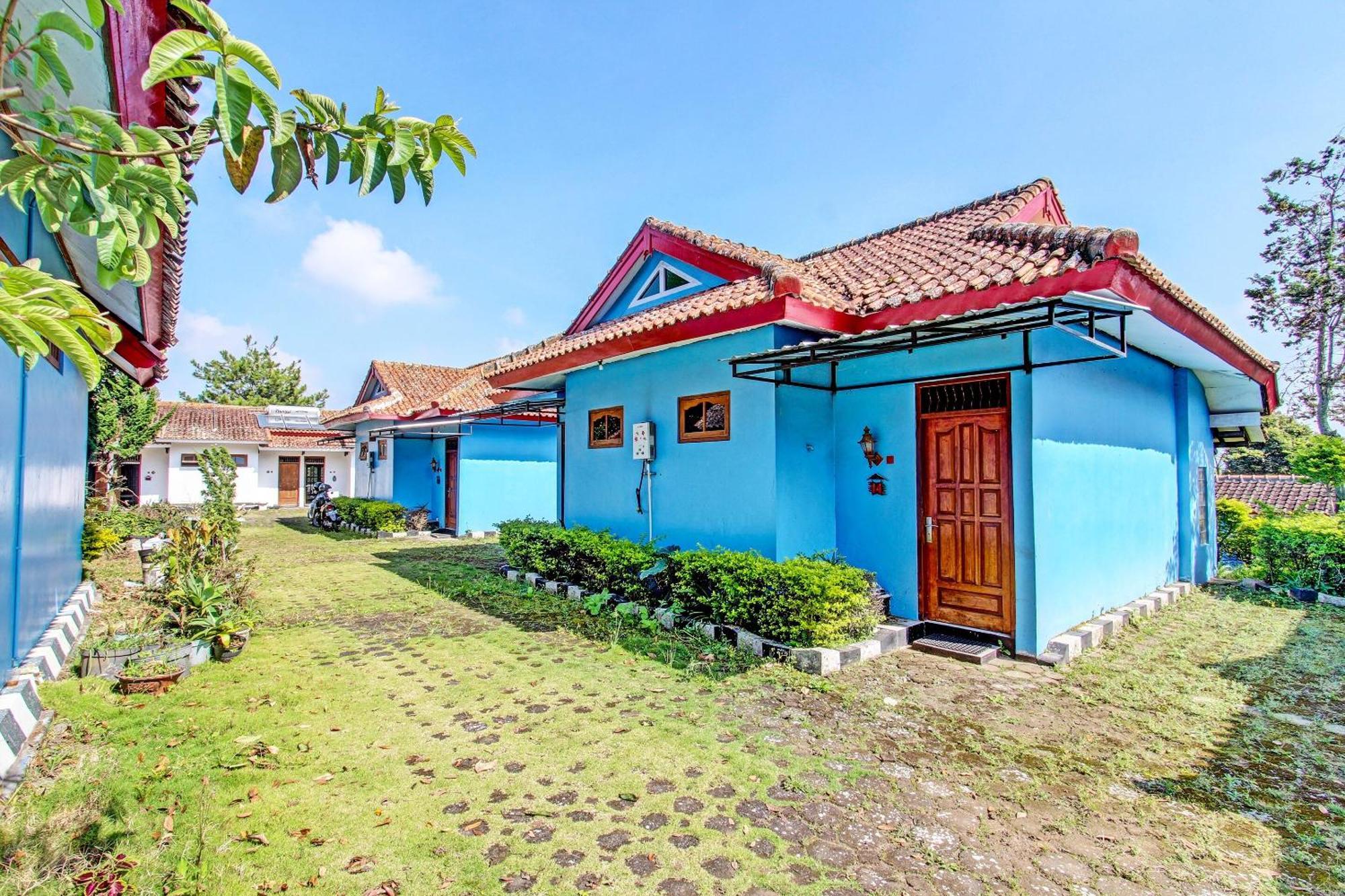 Capital O 91644 Loka Hause Hotel ซาลาตีกา ภายนอก รูปภาพ
