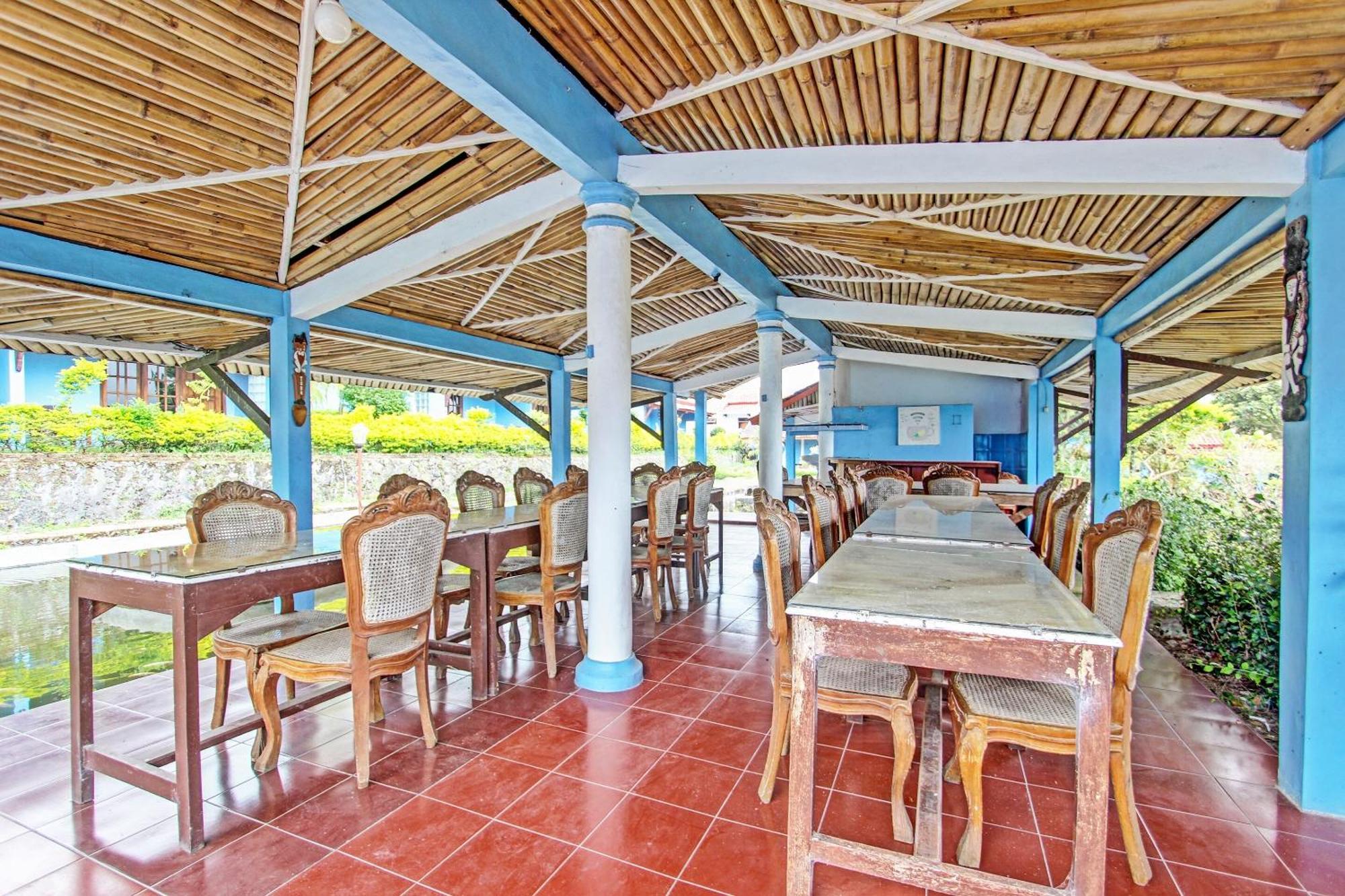 Capital O 91644 Loka Hause Hotel ซาลาตีกา ภายนอก รูปภาพ