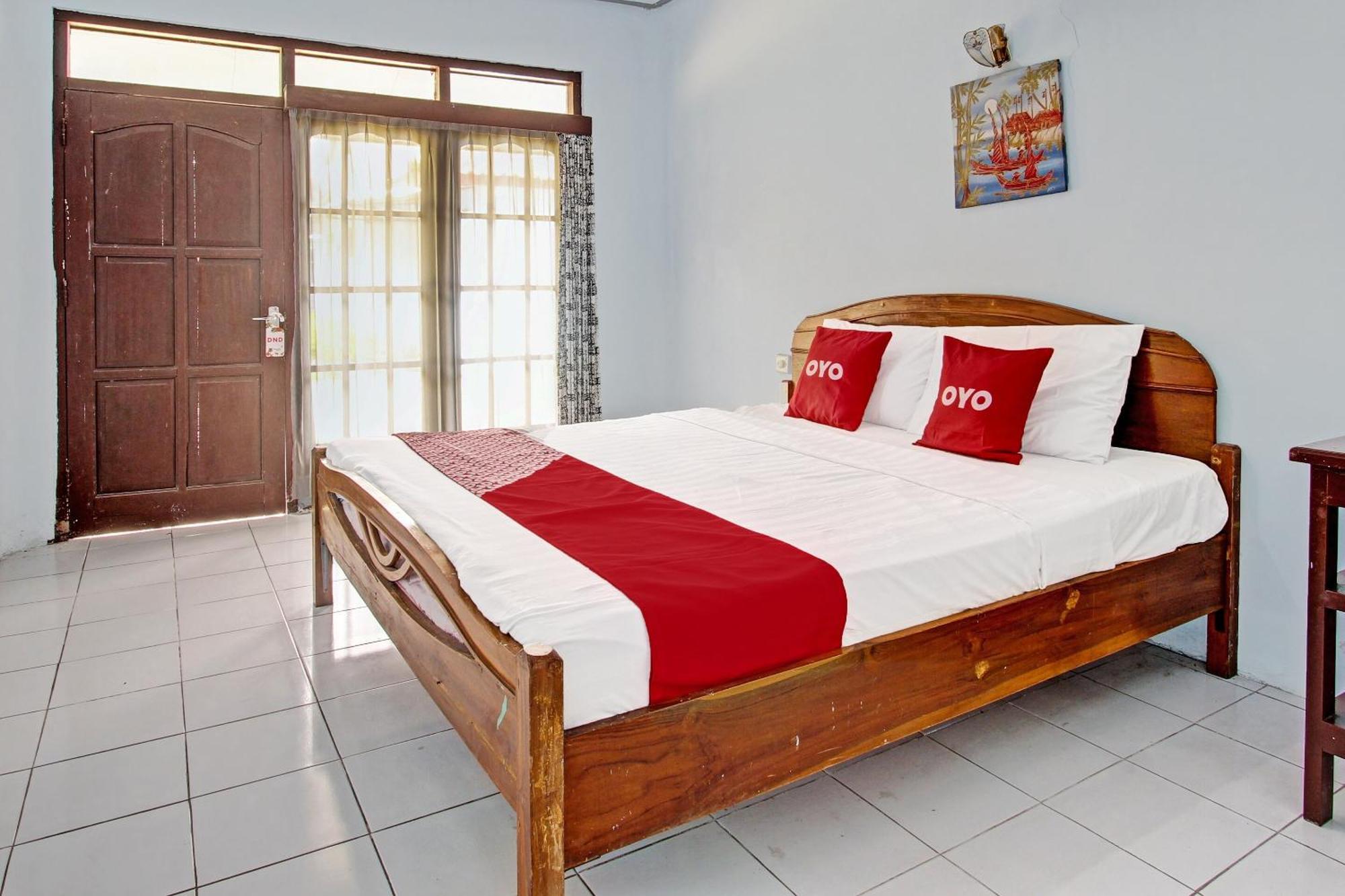 Capital O 91644 Loka Hause Hotel ซาลาตีกา ภายนอก รูปภาพ