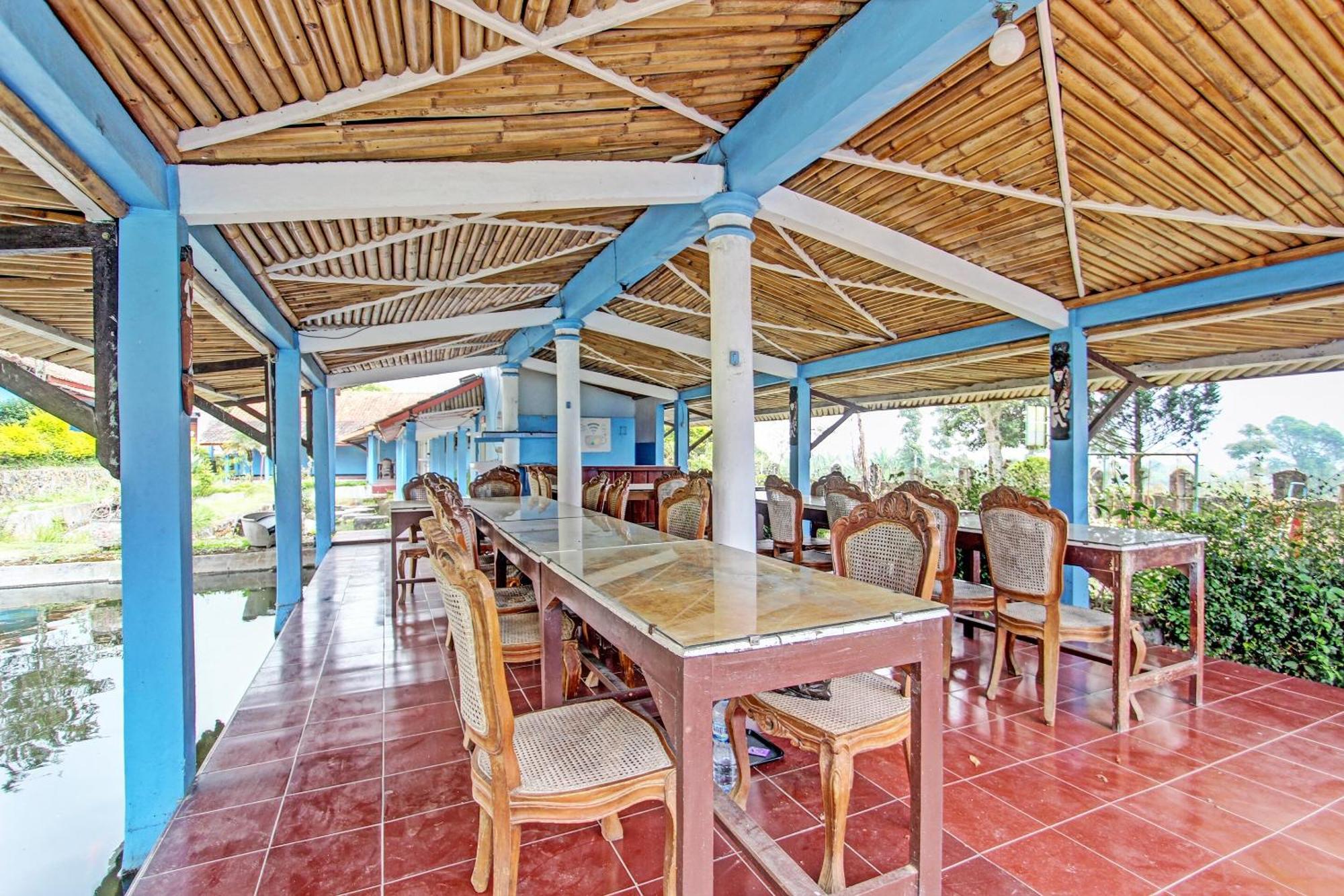 Capital O 91644 Loka Hause Hotel ซาลาตีกา ภายนอก รูปภาพ